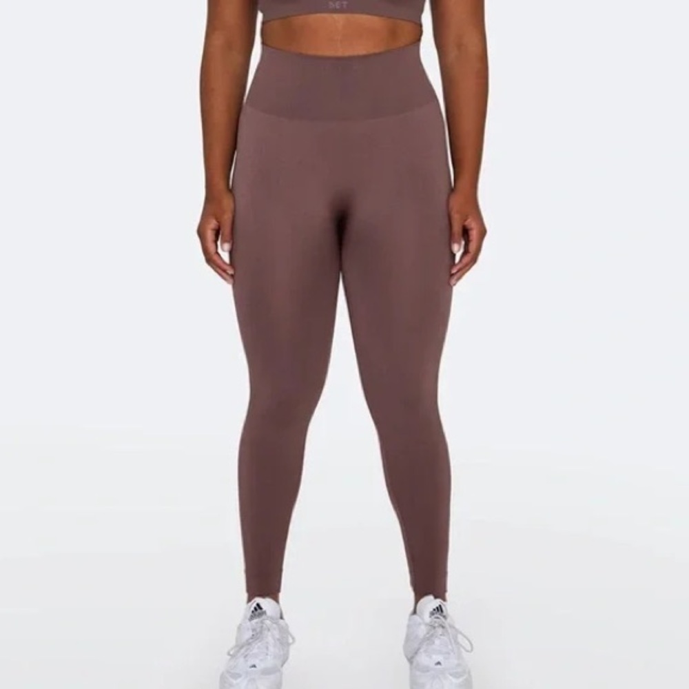 SET ACTIVE LEGGING